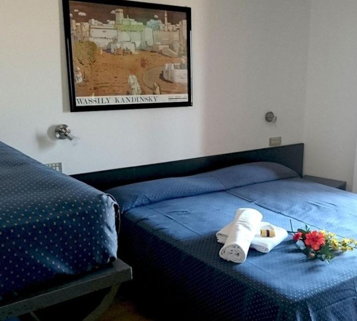 Hotel Grand Meeting Rimini Bagian luar foto
